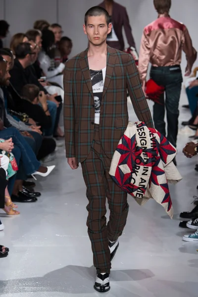 Look 9